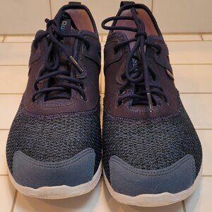Reebok Sneakers Memory Foam Size 9